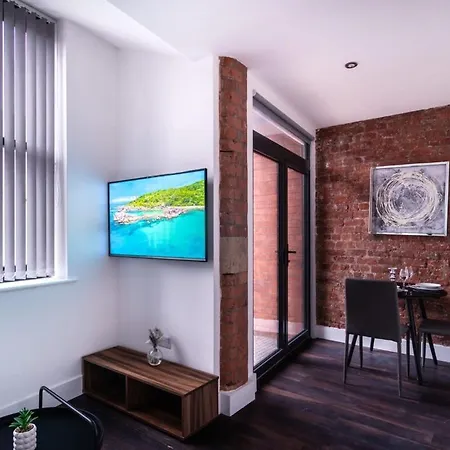 1 Bed Apartment In Central Liverpool W Balcony Extérieur photo