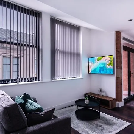 1 Bed Apartment In Central Liverpool W Balcony Extérieur photo